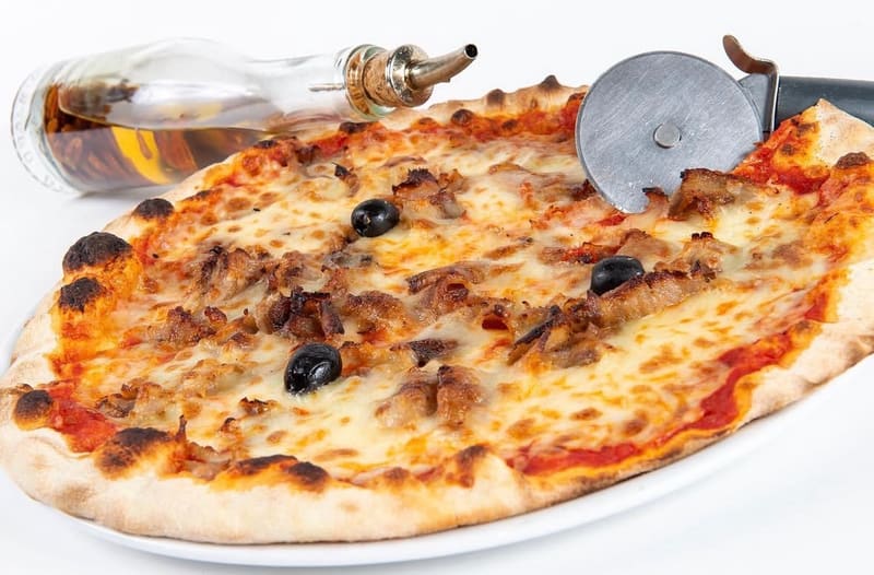 Pizza maison aux olives du Warm Up