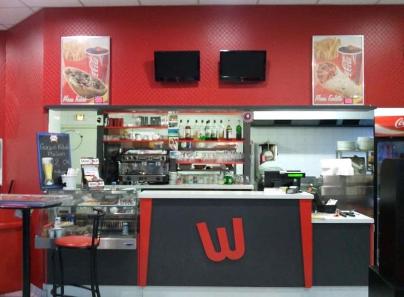 Le comptoir du Warm Up à La Tour du Pin